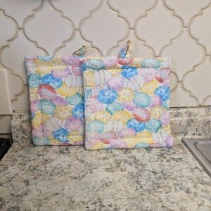 Colorful Egg Pattern Pot Holders